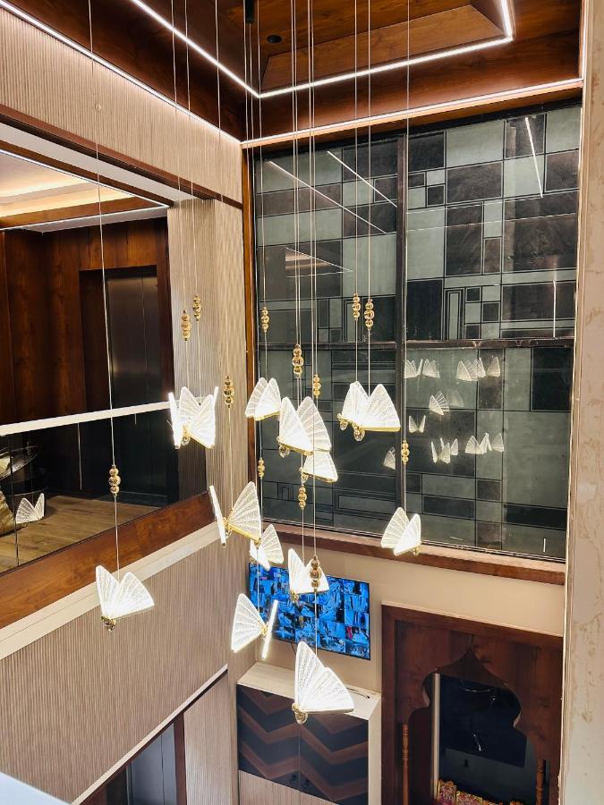 V Hotel Brahmapur エクステリア 写真